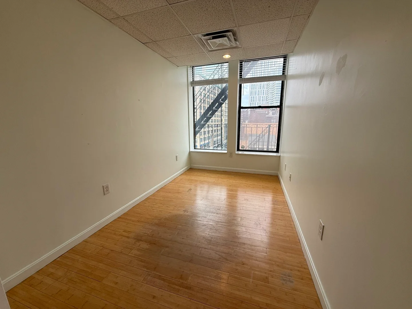 72, Kneeland, Unit 503, Chinatown, Boston, MA, 02111