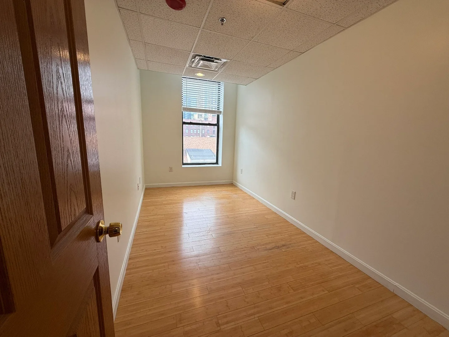 72, Kneeland, Unit 503, Chinatown, Boston, MA, 02111