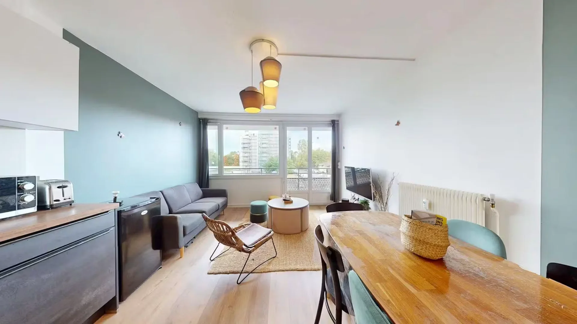 Economical student room with convenient location in 