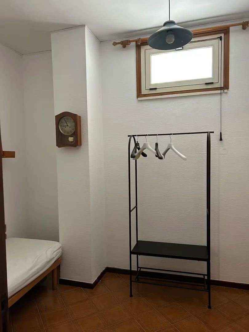 Habitación en apartamento estudiantil en alquiler en , completamente amueblado