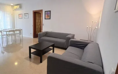 Private room at Gran Via de les Corts Catalanes, Sant Antoni, image 10 of 10