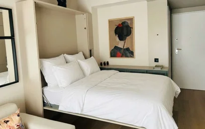 Entire apartment at Calle de Segovia, image 1 of 11