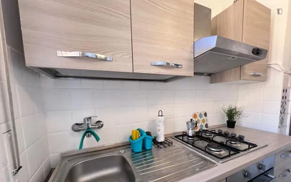 Chambre privée à Via Toscana, image 22 de 33