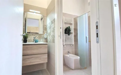 Chambre privée à Via Toscana, image 25 de 33