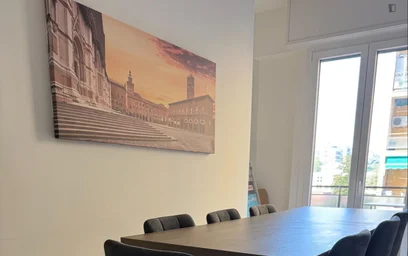 Chambre privée à Via Tommaso Salvini, image 4 de 11