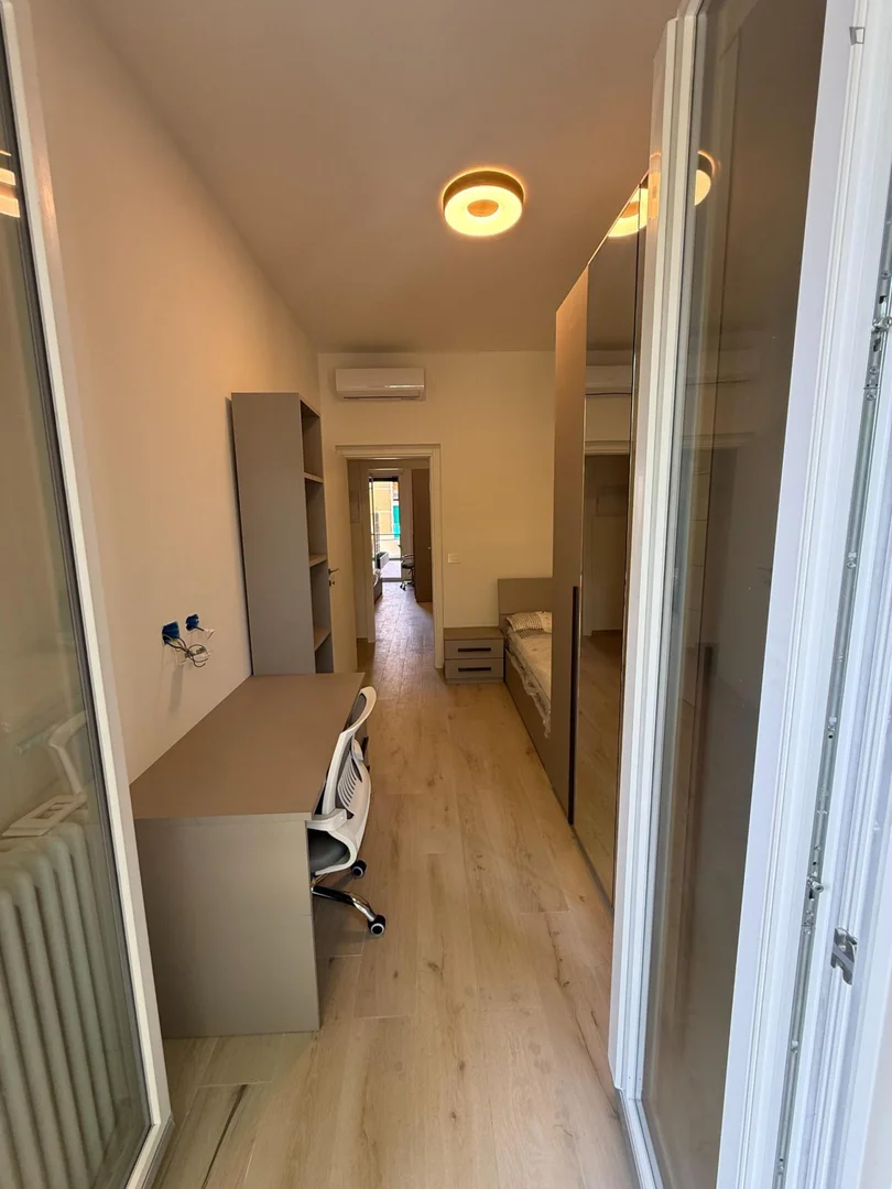 Chambre à louer dans un appartement d'étudiant à , entièrement meublée