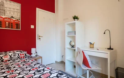 Quarto privado em Via Guglielmo Oberdan, imagem 3 de 12