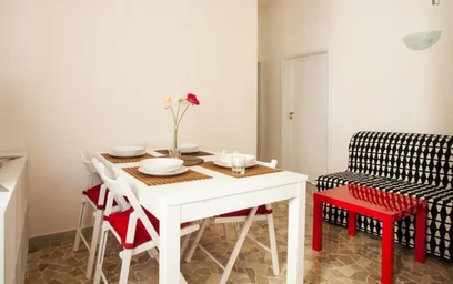 Quarto privado em Via Guglielmo Oberdan, imagem 5 de 12