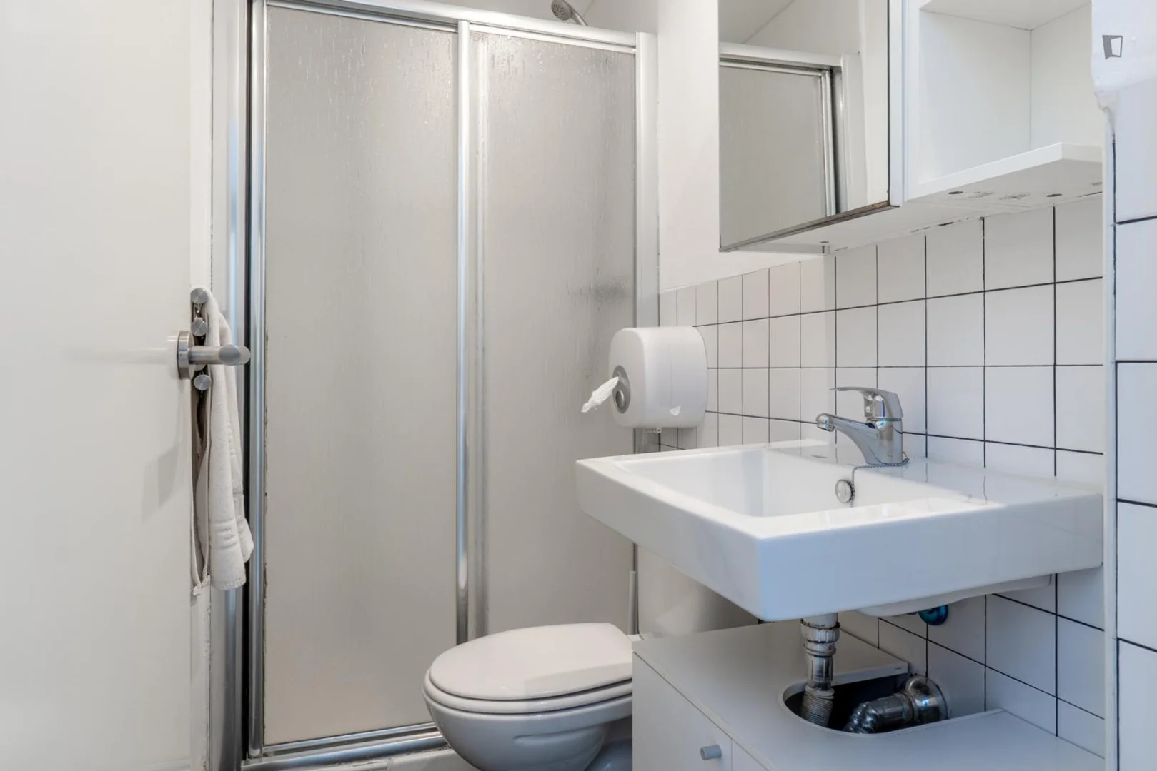 Bezahlbares Zimmer für Studenten mit ausreichender Beleuchtung in 