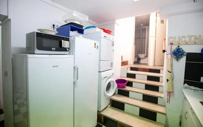 Chambre privée à Rua Bacelar e Silva, image 11 de 34