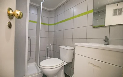 Chambre privée à Rua Bacelar e Silva, image 16 de 34
