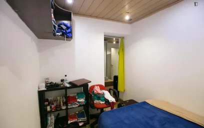 Chambre privée à Rua Bacelar e Silva, image 4 de 34