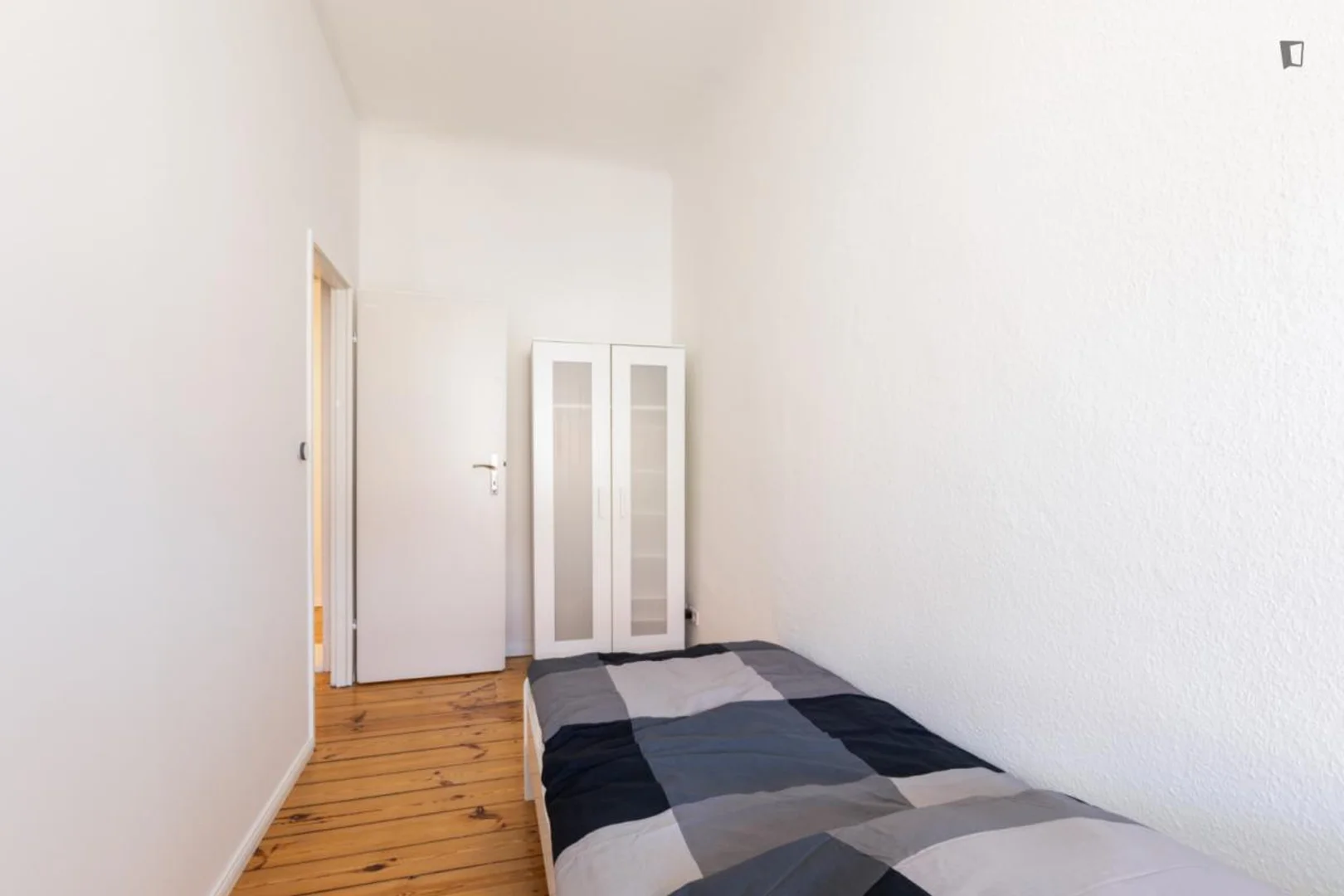Quarto amigo do estudante em  com comodidades modernas