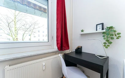 Privatzimmer in der Am Schlangenfenn, 14478 Potsdam Süd, Germany, bild 2 von 13
