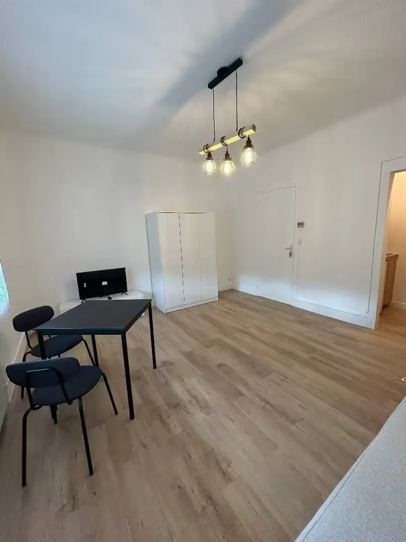 Studentenfreundliches Zimmer in  mit modernen Annehmlichkeiten