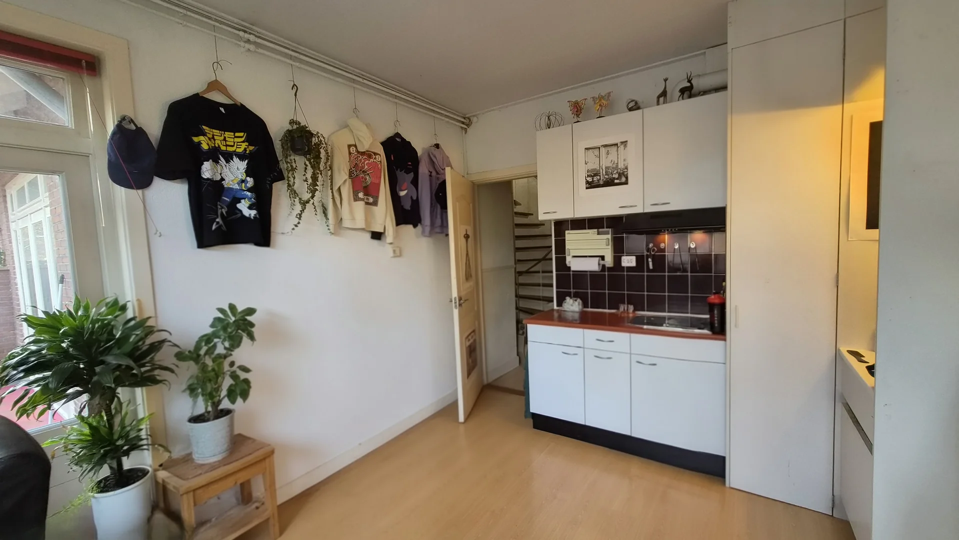 Funktionelles Studentenzimmer perfekt zum Studieren in 