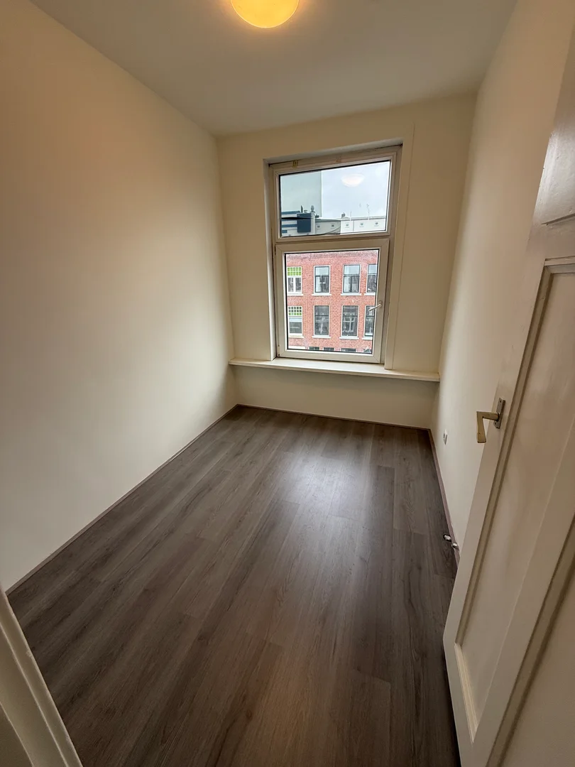Komfortables und geräumiges Studentenzimmer in 