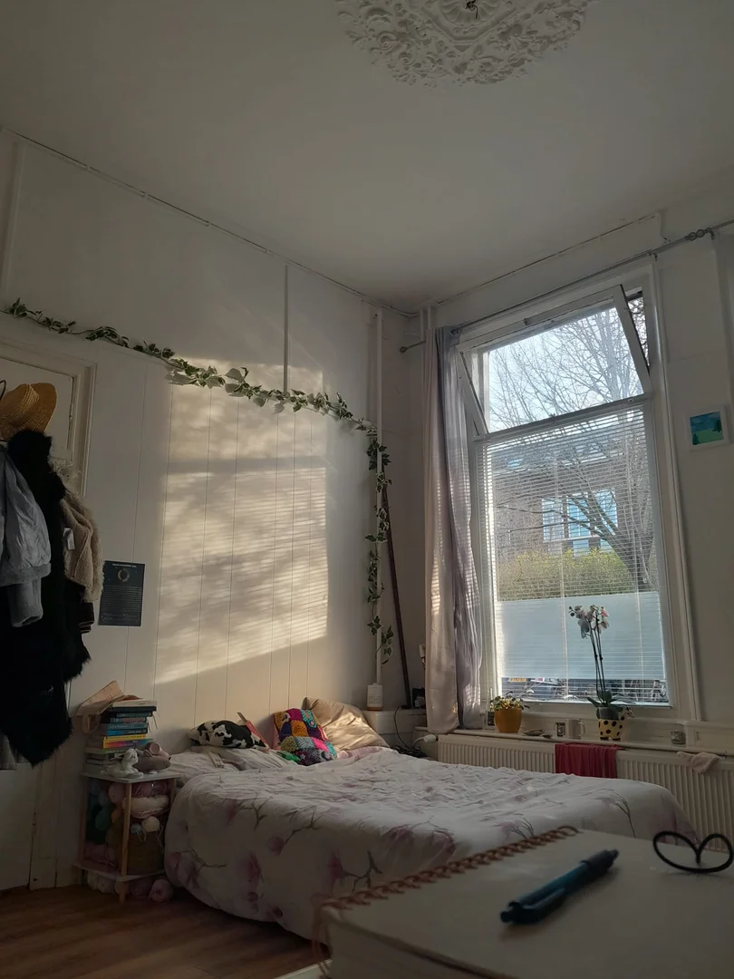 Quarto de estudante funcional perfeito para estudar em 