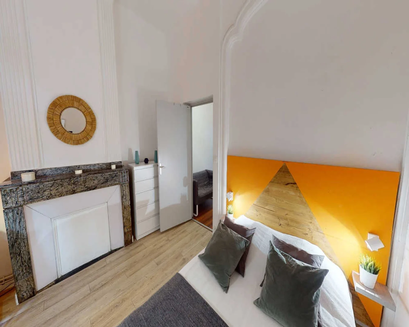 Chambre d'étudiant confortable et spacieuse dans
