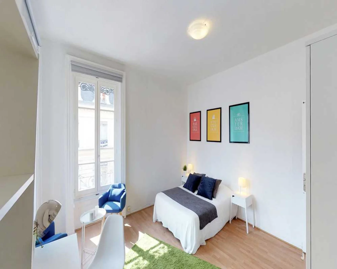 Habitación acogedora para estudiantes disponible en