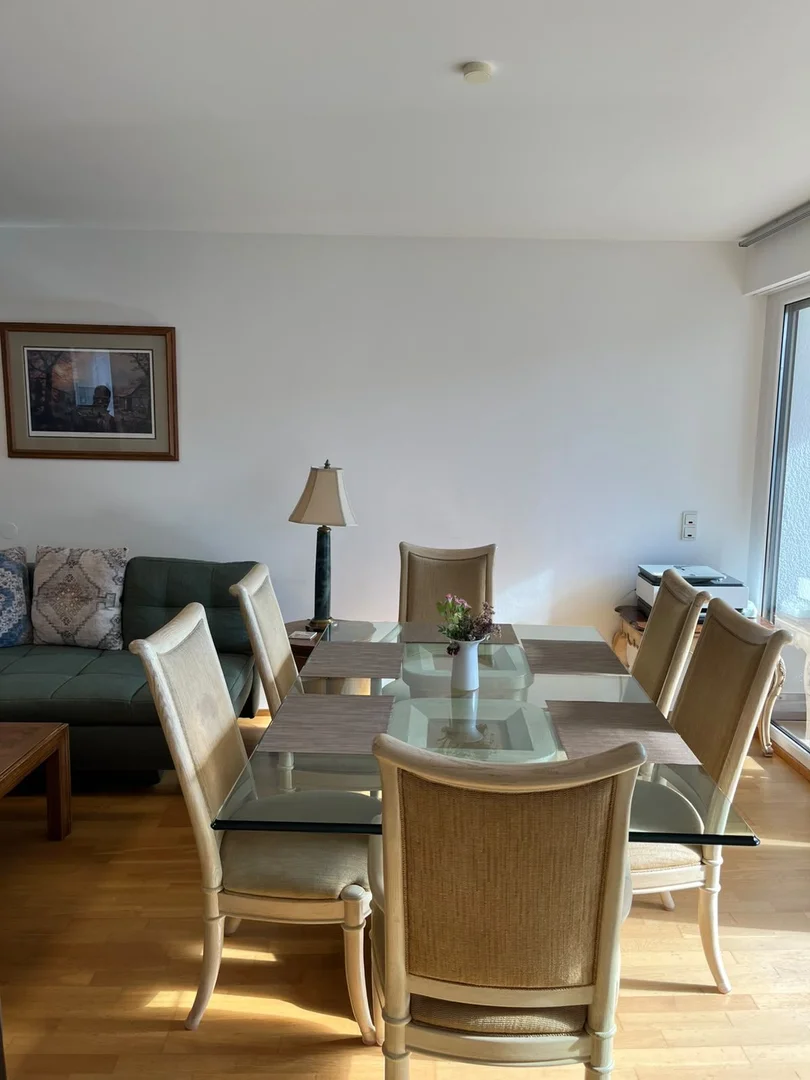 Funktionelles Studentenzimmer perfekt zum Studieren in 