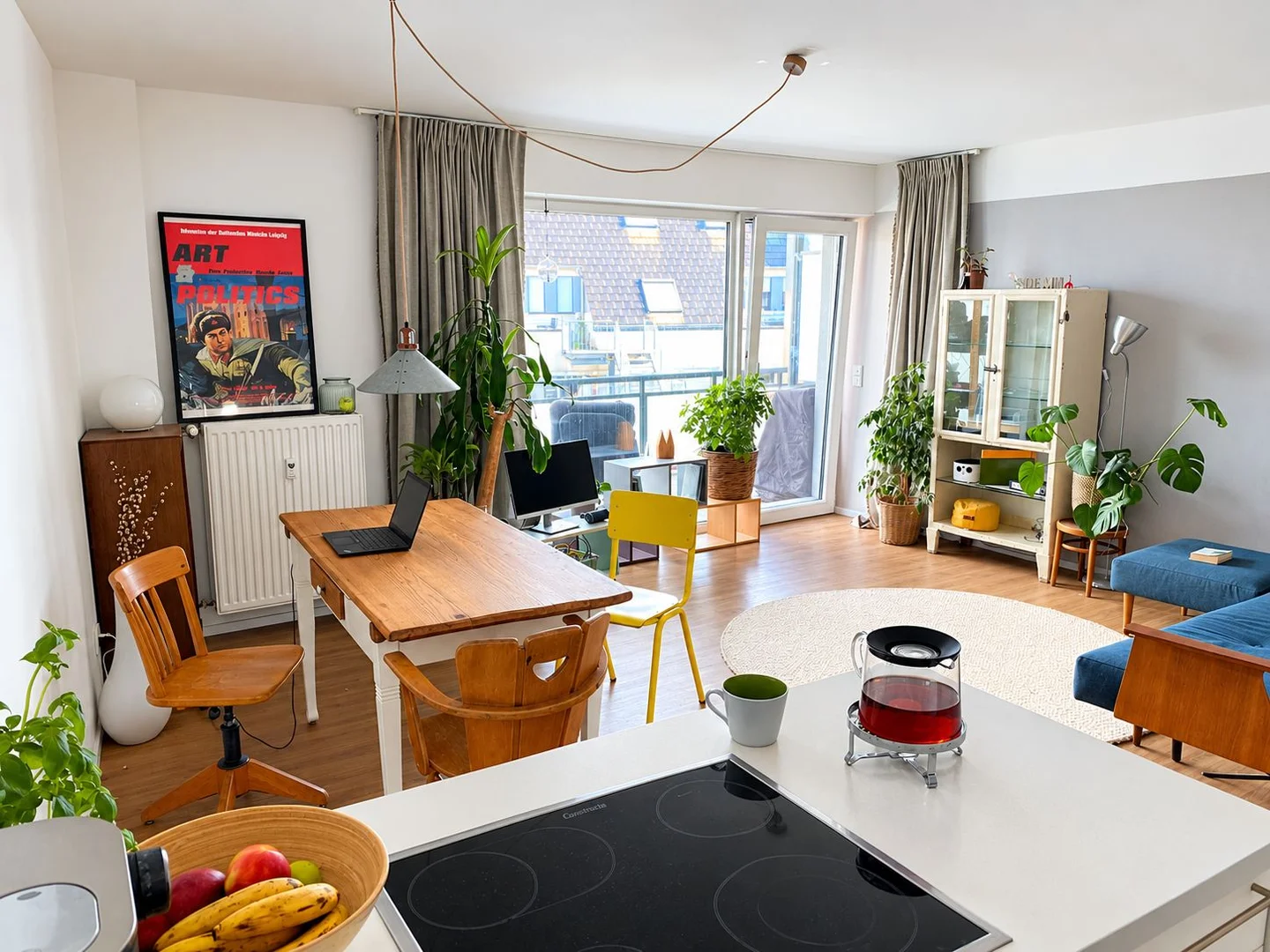 Affordable room for students with ample lighting in 