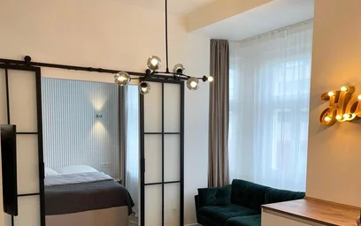 Room for rent with double bed {area}