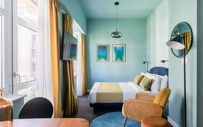 {area} de tamamen mobilyalı daire