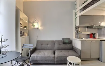 Entire fully furnished flat in {area}