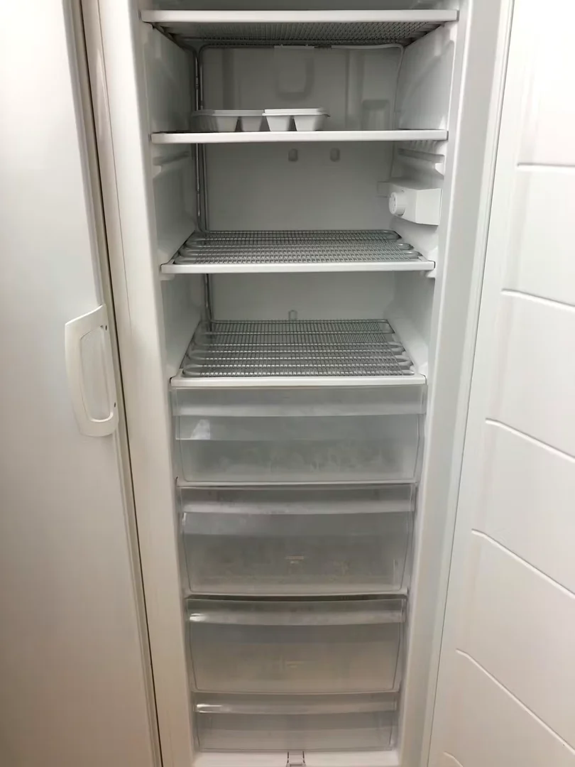 Confortevole e spaziosa stanza per studenti in 