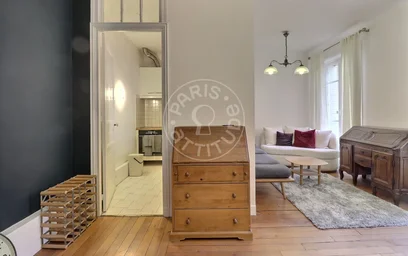 Entire apartment at Rue Jean de la Fontaine, image 11 of 19