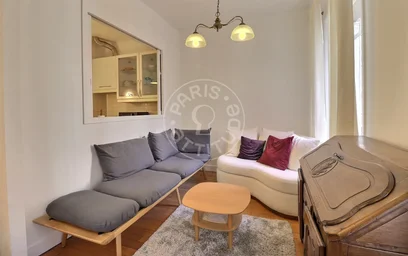 Entire apartment at Rue Jean de la Fontaine, image 12 of 19