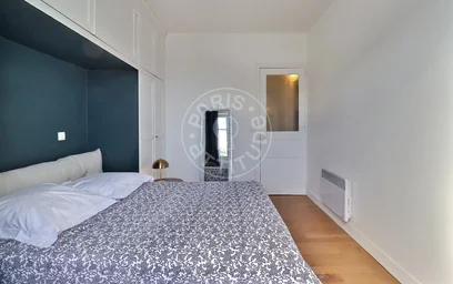 Entire apartment at Rue Jean de la Fontaine, image 16 of 19