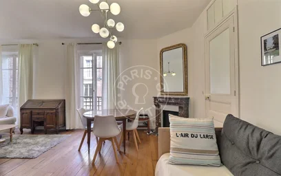 Entire apartment at Rue Jean de la Fontaine, image 9 of 19