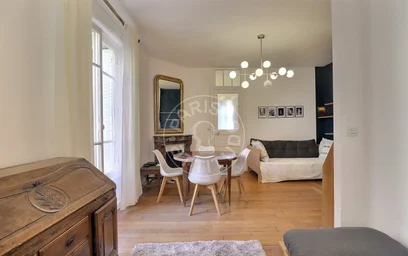 Entire apartment at Rue Jean de la Fontaine, image 10 of 19
