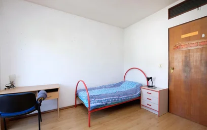 Quarto privado em Rua de Santa Teresa, imagem 4 de 21
