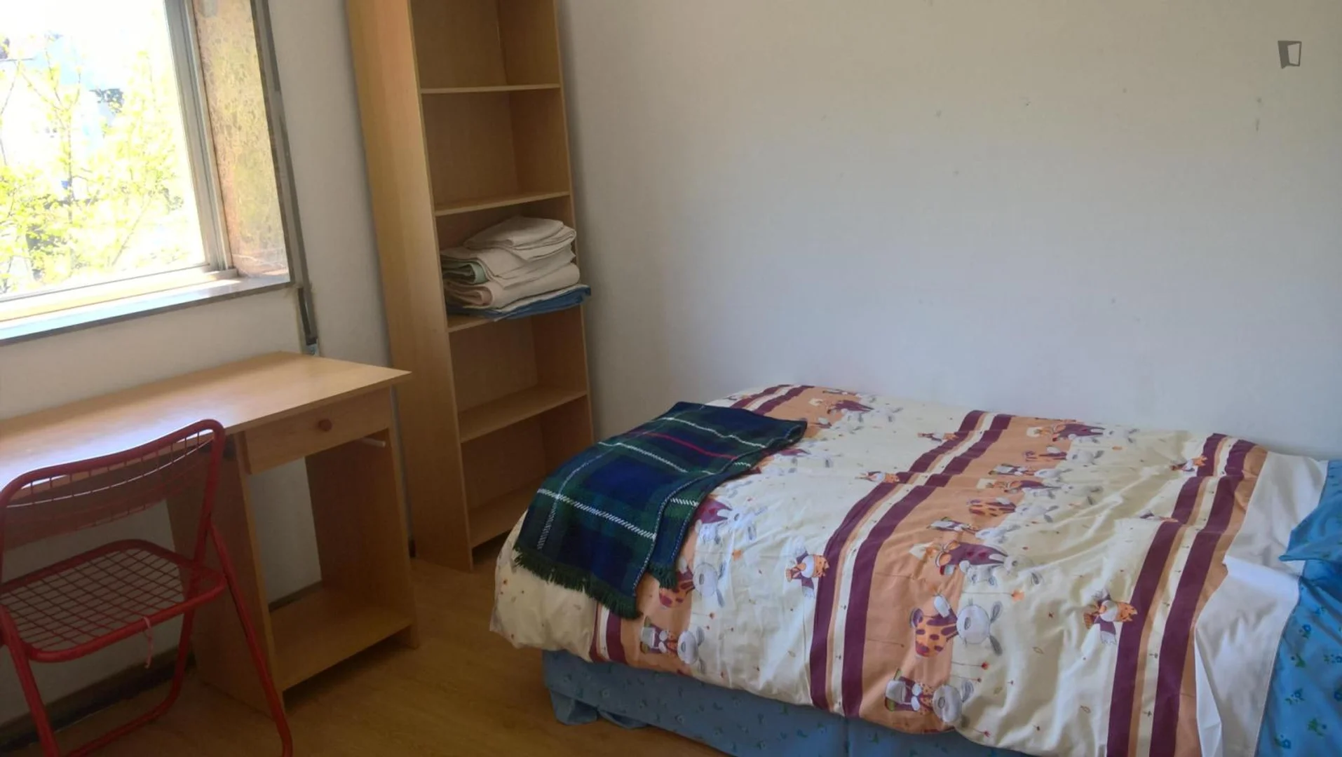 Quarto de estudante funcional perfeito para estudar em 