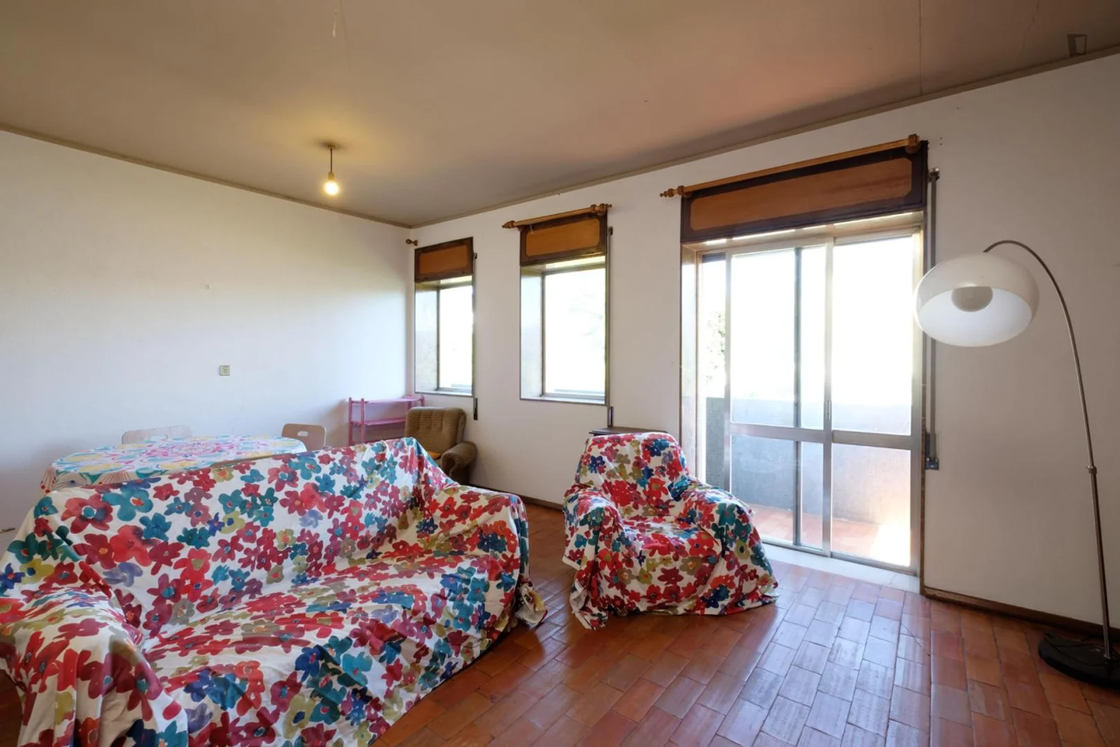 Quarto de estudante funcional perfeito para estudar em 