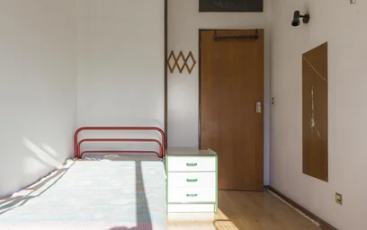 Quarto privado em Rua de Santa Teresa, imagem 2 de 20