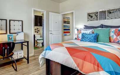 Alojamiento entero en residencia en 801 Marion Pugh Drive, College Station, TX 77840, United States, imagen 1 de 37