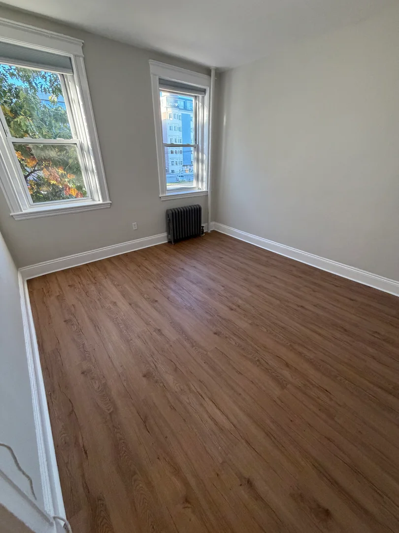 Chic studio apartment near campus in