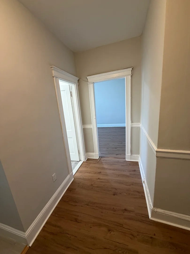 Minimalist student studio in with efficient layout