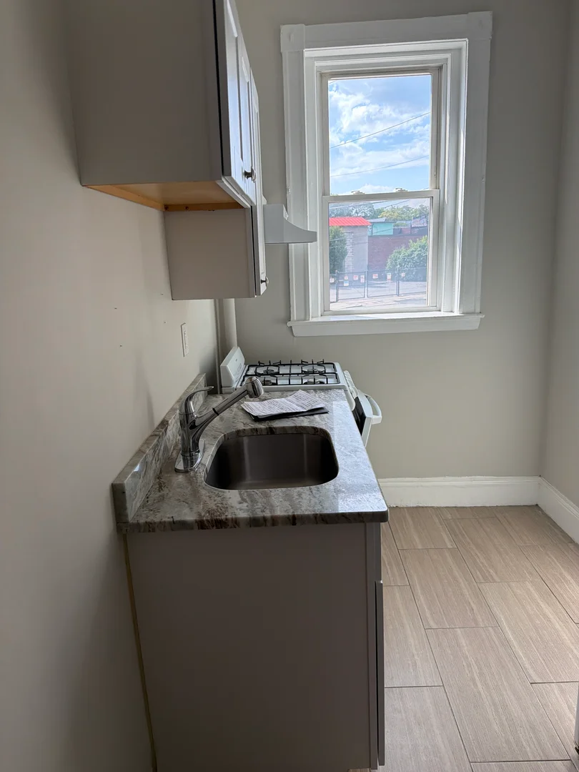 Self-contained studio for students in central