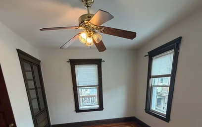 Alojamiento entero en residencia en 21, Lyon St., Unit 3, Dorchester, Boston, MA, 02122, imagen 34 de 37