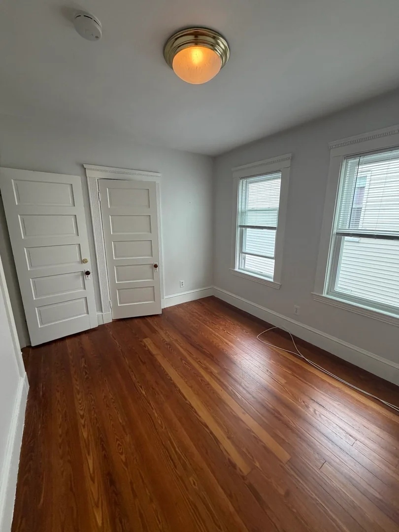 21, Lyon St., Unit 3, Dorchester, Boston, MA, 02122