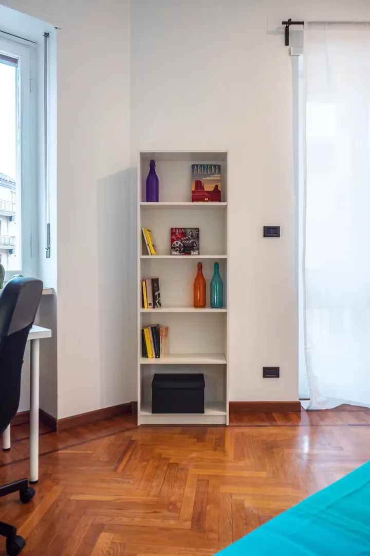 Studentenfreundliches Zimmer in mit modernen Annehmlichkeiten