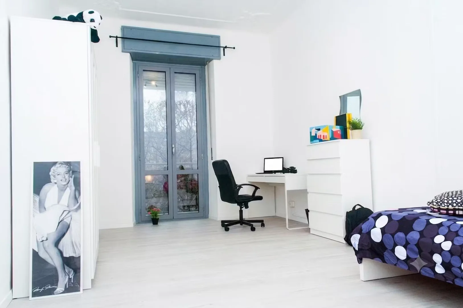 Studentenfreundliches Zimmer in mit modernen Annehmlichkeiten