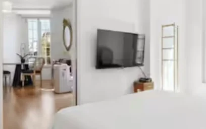 Entire apartment at Rue de la Buffa, Rue de France, image 5 of 9
