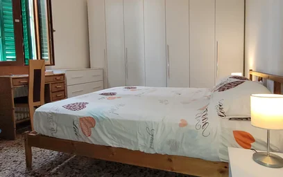 Chambre privée à Via Amilcare Ponchielli, Centro Storico, image 1 de 10