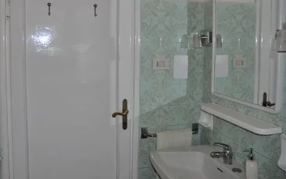 Chambre privée à Via Amilcare Ponchielli, Centro Storico, image 6 de 10